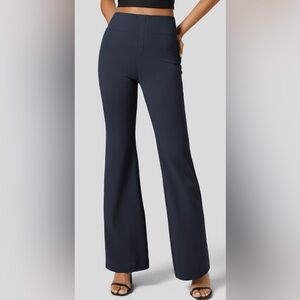 Halara Women’s High Waisted Blue Pants. Back Pockets. Slight Flare. Size L